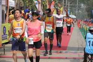 BIB: 42188, 41228, 46824, 487
                            <button type="button" onclick="openModal(8242001)" class="btn btn-primary btn-sm float-right btn-popup" data-toggle="modal" data-target=".modal-high-quality">
                        <i class="fas fa-shopping-cart"></i> Add to Cart
                    </button>
                                            <button type="button" onclick="isThisMe(8242001, true)" class="btn btn-success btn-sm float-right btn-popup btn-isme hidden" data-toggle="tooltip" data-placement="bottom" title="นี่คือรูปของคุณใช่ไหม คลิกที่นี่เพื่อเอาเข้าอัลบั้ม">
                        <i class="fas fa-plus"></i> Add to album
                    </button>
                    <button type="button" onclick="isThisMe(8242001, false)" class="btn btn-warning btn-sm float-right btn-popup btn-isnotme hidden">
                        <i class="fas fa-ban"></i> Remove from album
                    </button>